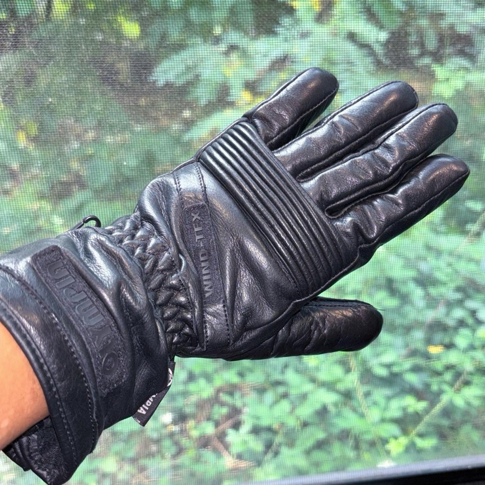 OLYMPIA Black Leather Riding Gloves